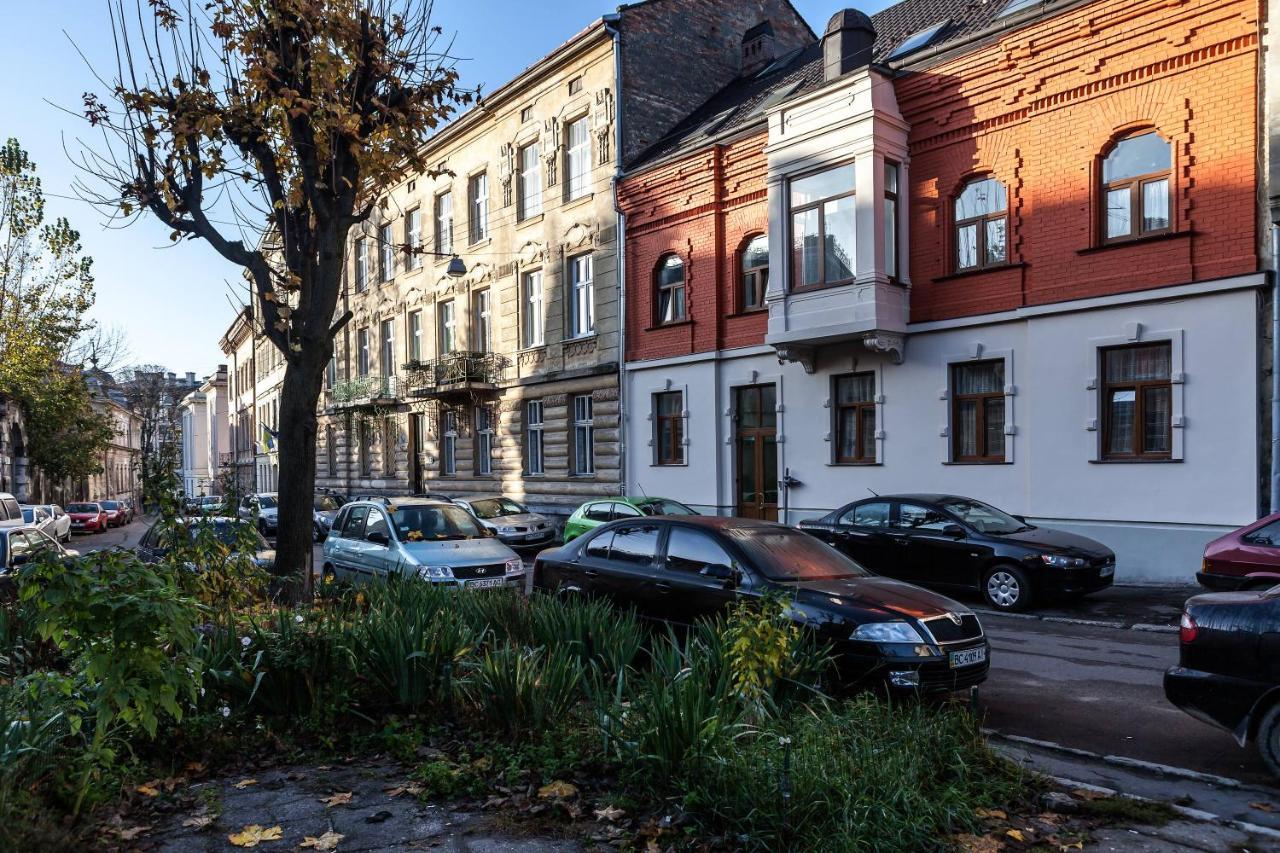 Ostriv Hostel Lviv Exterior foto